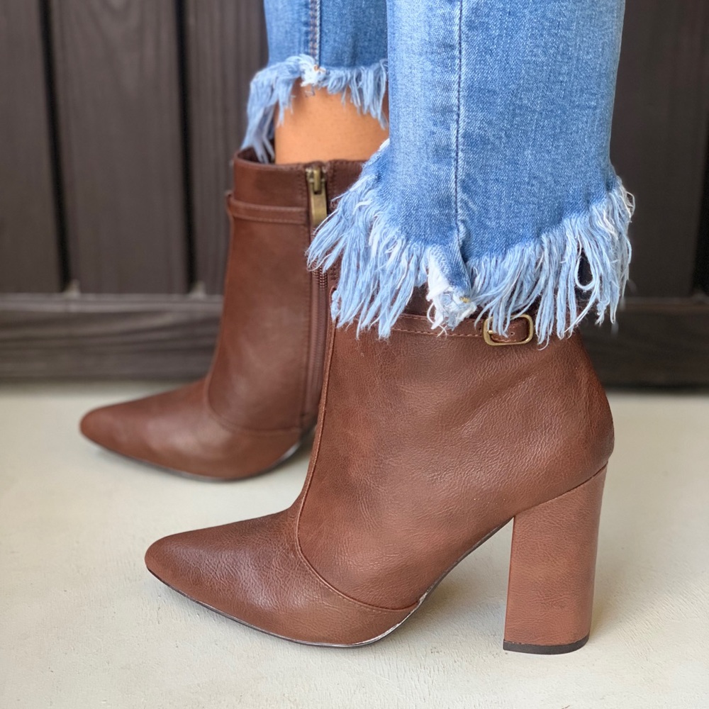 Chic Chunky Heel Brown Bootie - Picture 3 of 8